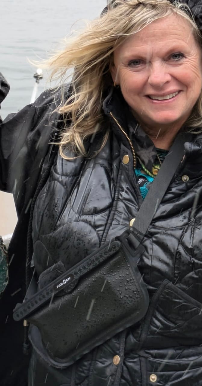 Customer photo review of Hermetic Waterproof Sling Bag - Black