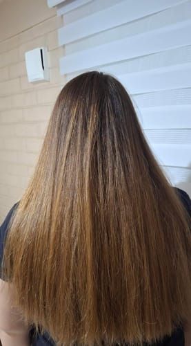 Reseña con foto de un cliente sobre Tratamiento Capilar Polvo de Cassia (Henna Neutra)