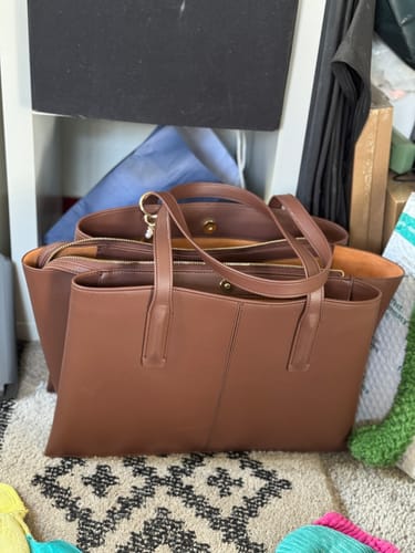 Customer photo review of Paloma Tote Pecan
