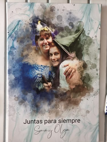 Customer photo review of Regalo para el Día de la Madre – Tu foto en acuarela – Regalo personalizado para mamá