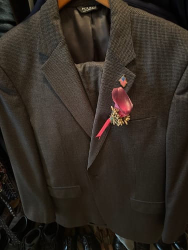 Customer photo review of Bulk Boutonnieres Calla Lily Flowers 9 Colors Wholesale