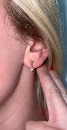 Customer photo review of Lustre Earrings