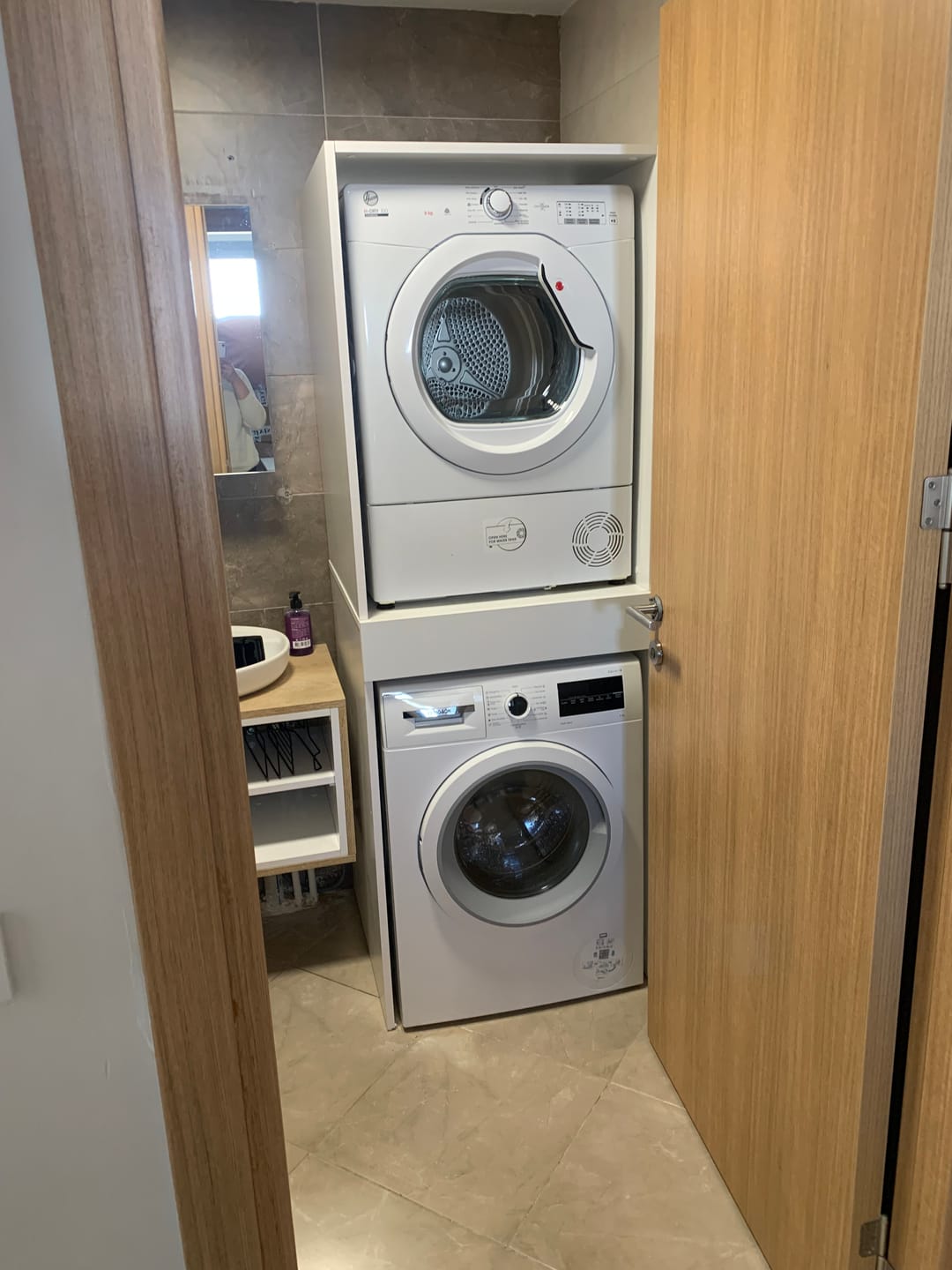 Customer photo review of Rani KD113 Çamaşır Ve Kurutma Makinesi Dolabı Çekmeceli Banyo Dolabı Beyaz