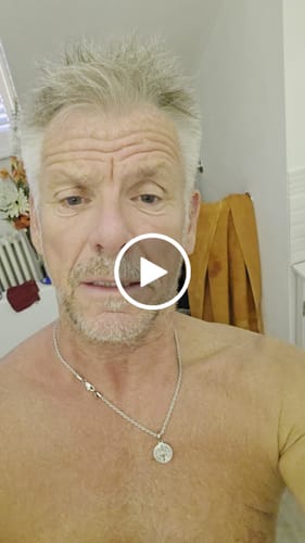 Customer video review of Compass Pendant | Silver