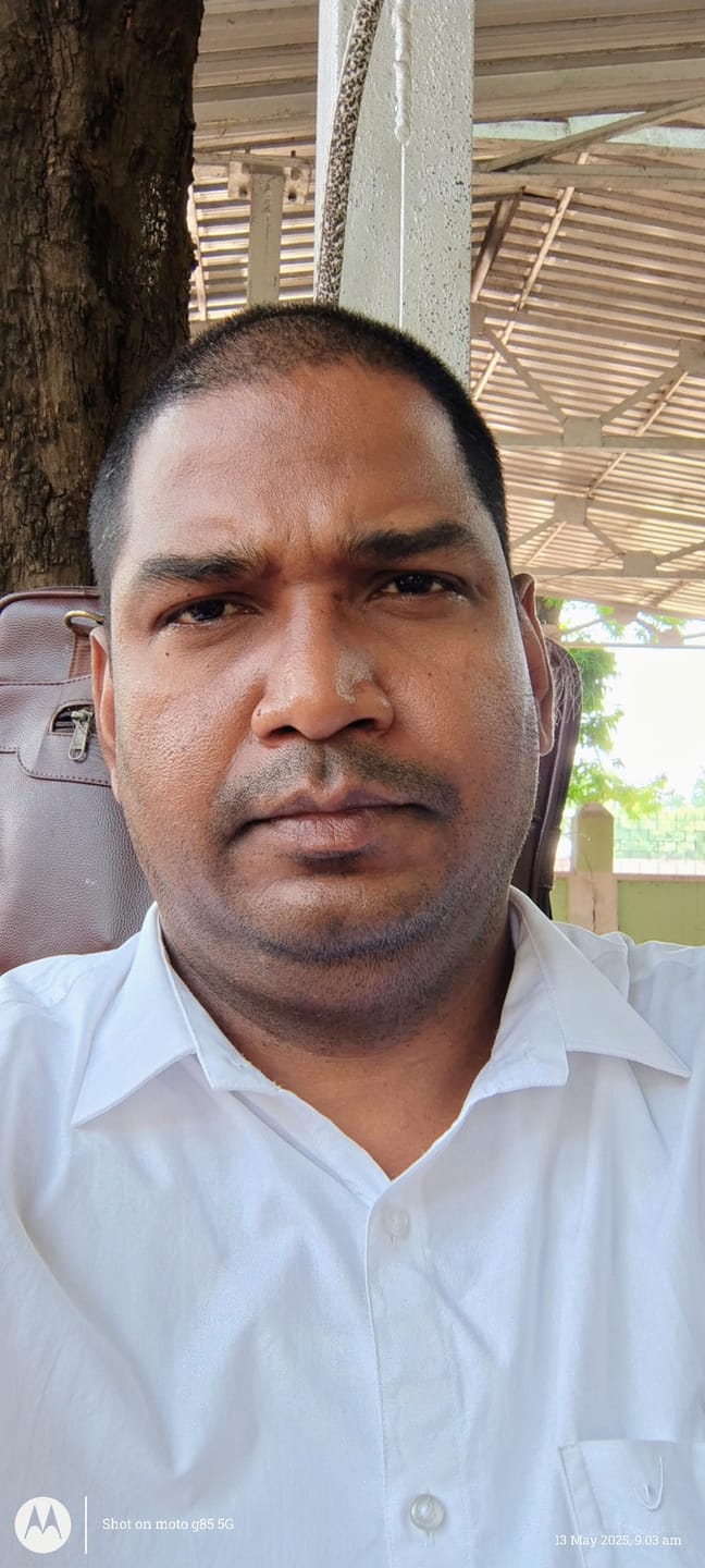 Customer photo review of Good Luck - 100% Cotton Formal White Shirt Pack Of 2 Combo For Men | Uathayam