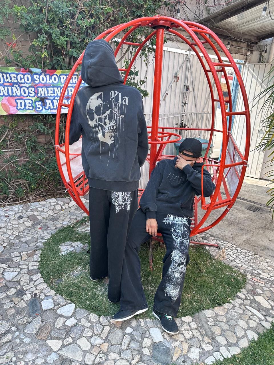 Customer photo review of 551 - Drippy Skull Hoodie