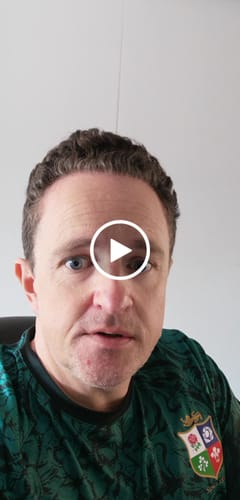 Customer video review of Peanut Choc Chip Mini Protein Bar 25g x 16 bars