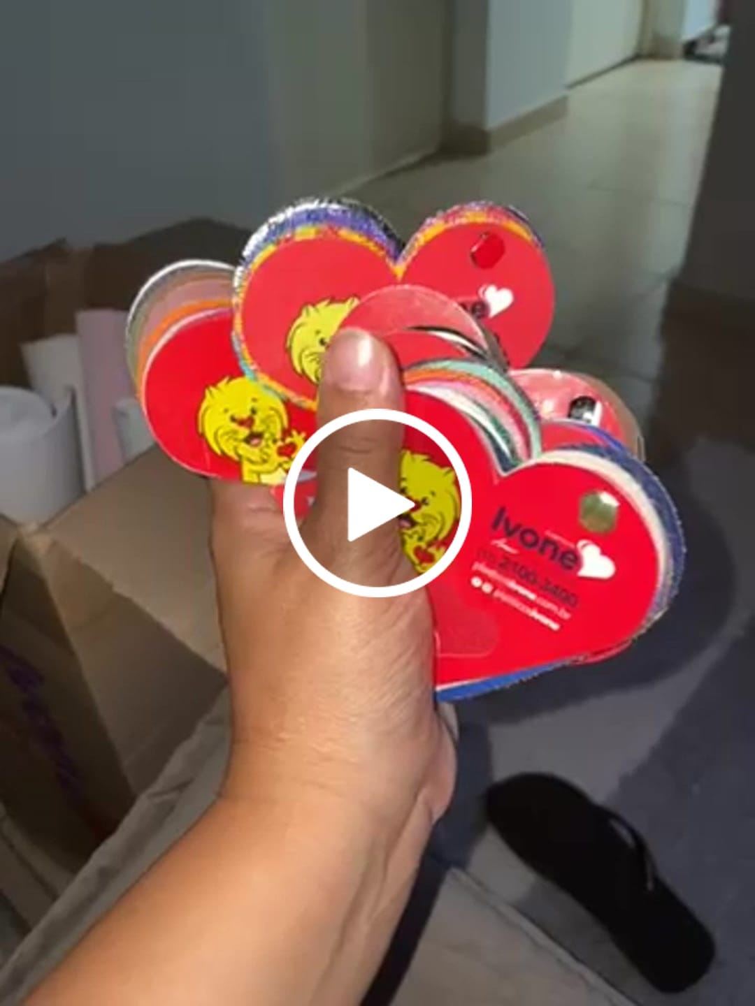 Customer video review of CORACAO IVONE