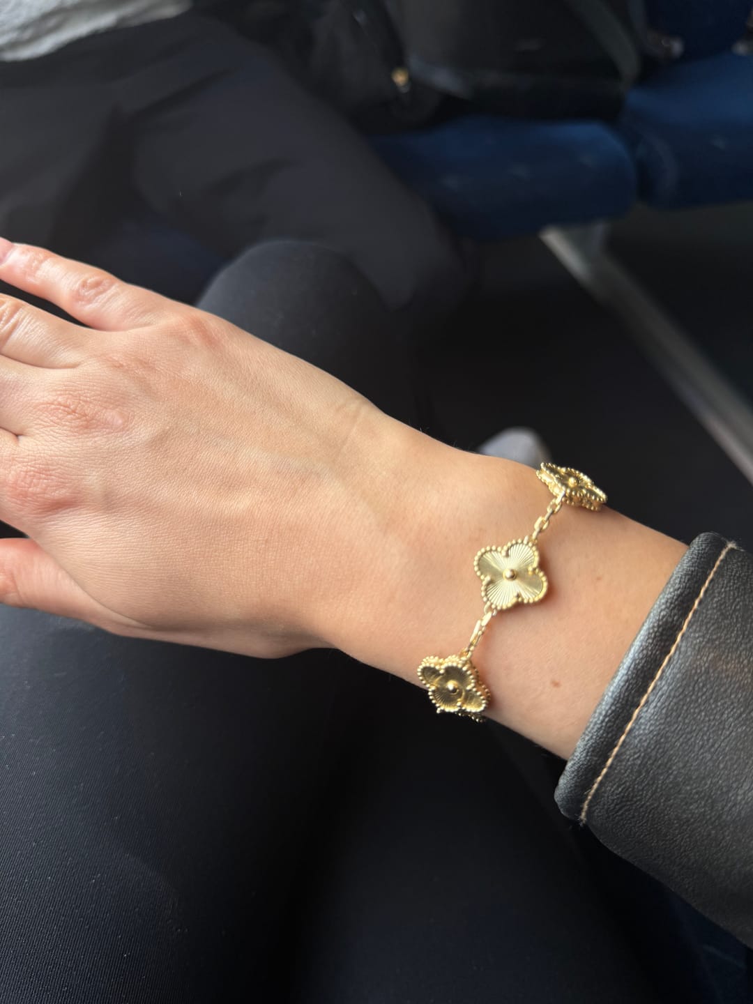Customer photo review of Four clover Armband