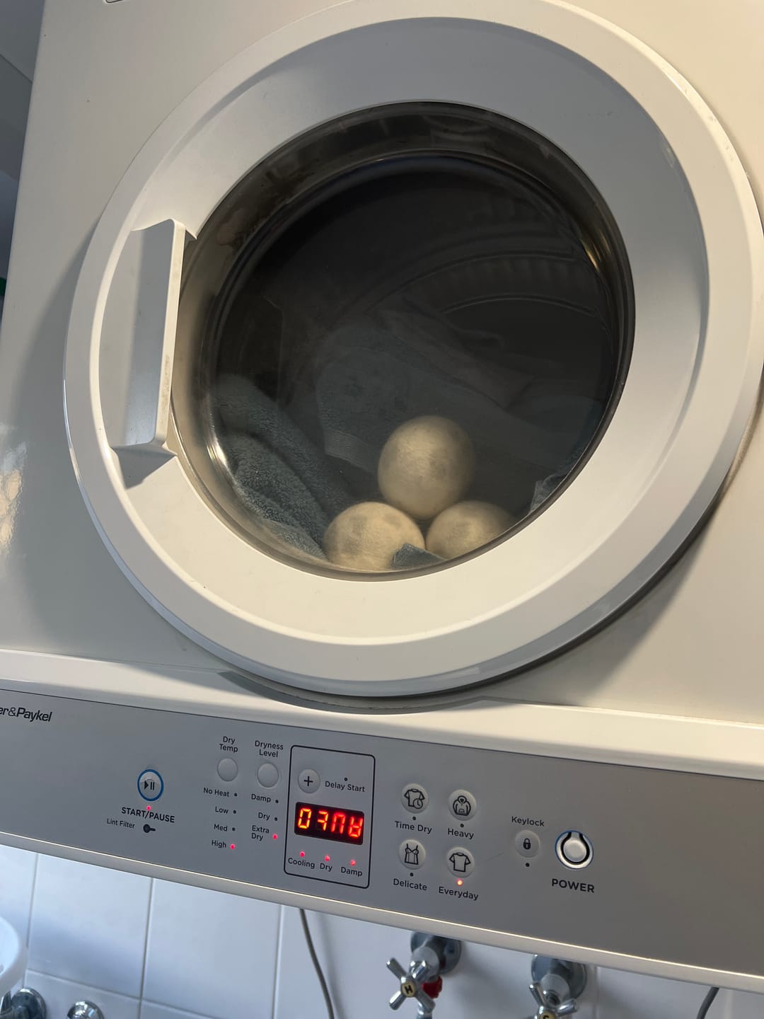 Customer photo review of Fragranced Laundry Dryer Ball Set