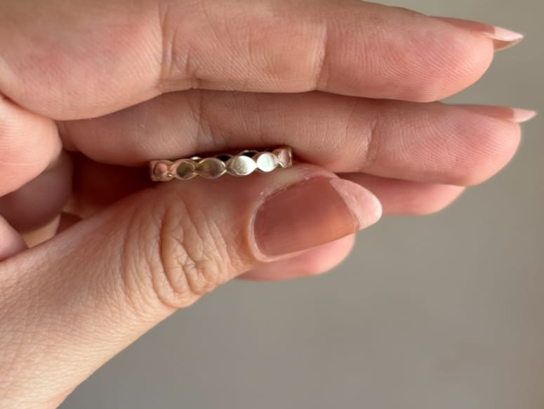 Customer photo review of Anillo Vintage Un Cristal