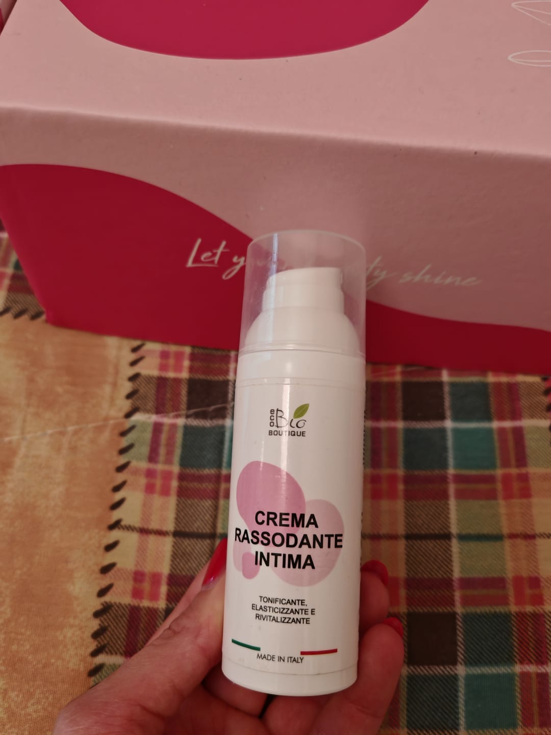Customer photo review of Crema Rassodante Intima