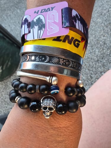 Customer photo review of WELCOME TO ROCKVILLE BRACELET 2025