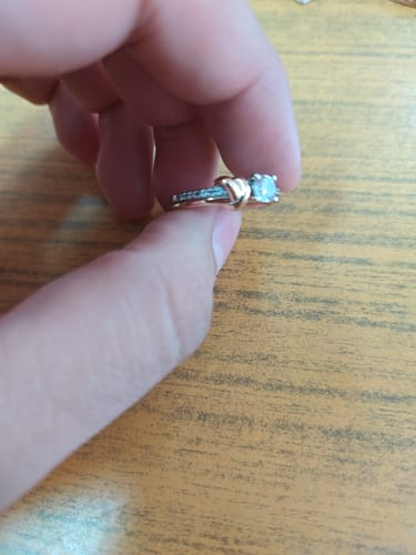 Customer photo review of ANILLO PROMESA CORAZÓN ETERNO CRISTAL SWAROVSKI + KIT DE REGALO