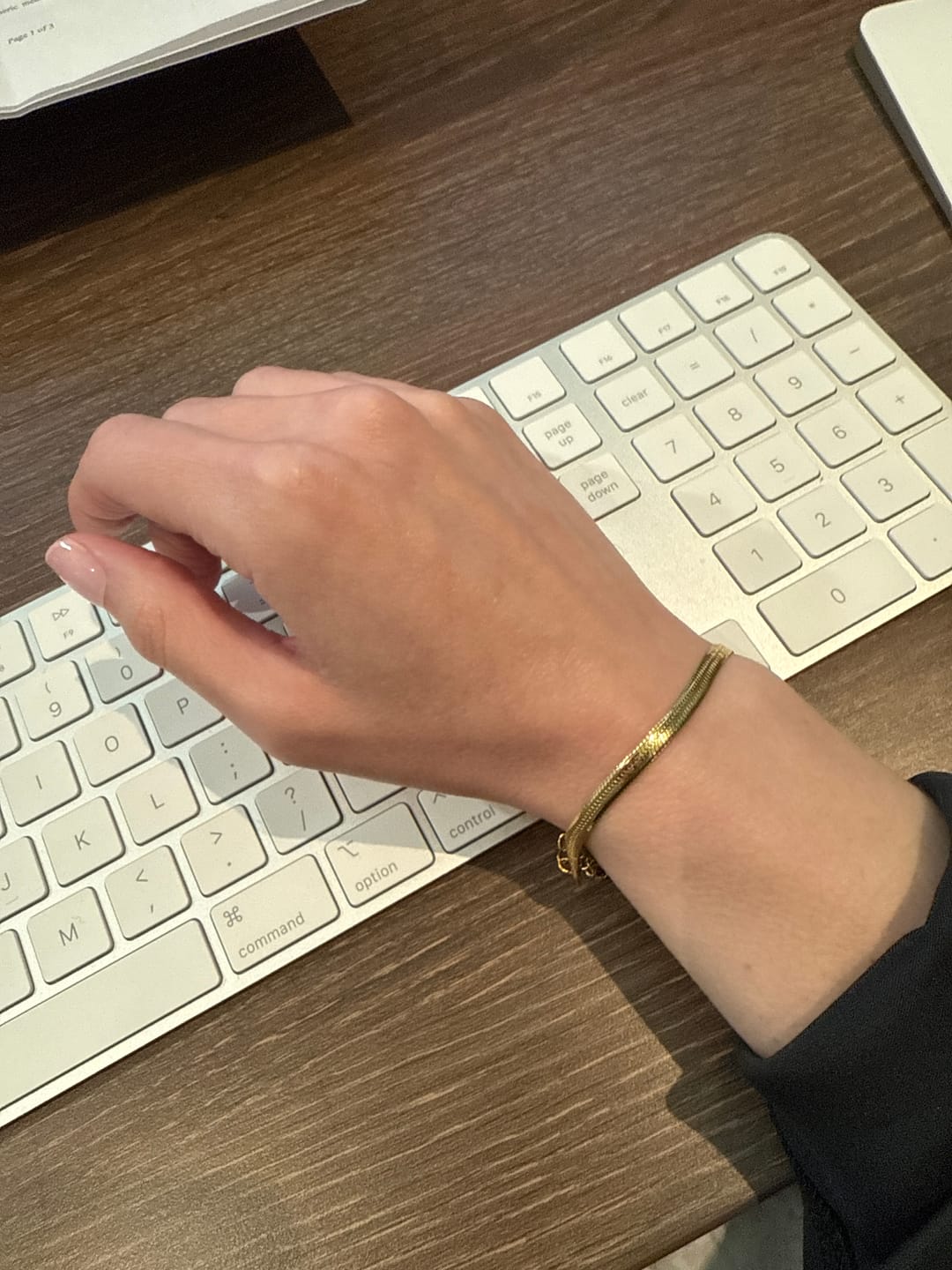 Customer photo review of Essentials Bracelet
