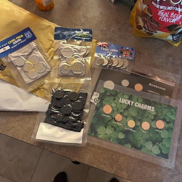 Customer photo review of Different World Coins | Many Countries | No Duplicates | Great Gift Idea for Collectors or Children