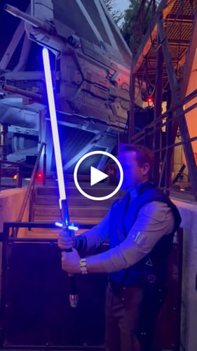 Customer video review of Cal crossguard hero saber