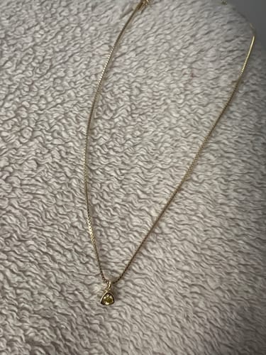 Customer photo review of COLLAR YELLOW STONE BAÑO DE ORO