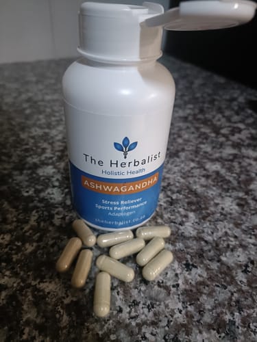 Karlien R. review of Ashwagandha 60/120 Capsules image 1 out of 1
