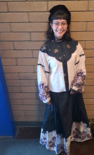 Customer photo review of Jin Se 锦瑟 Ornamental Zither Modernized Ming Dynasty Liling Duijin Shan & Mamian Skirt Set