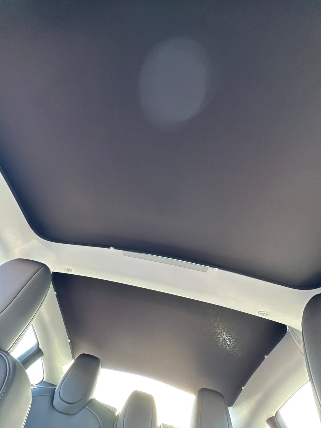 Customer photo review of Glass Roof Sunshade for Tesla Model 3/Y