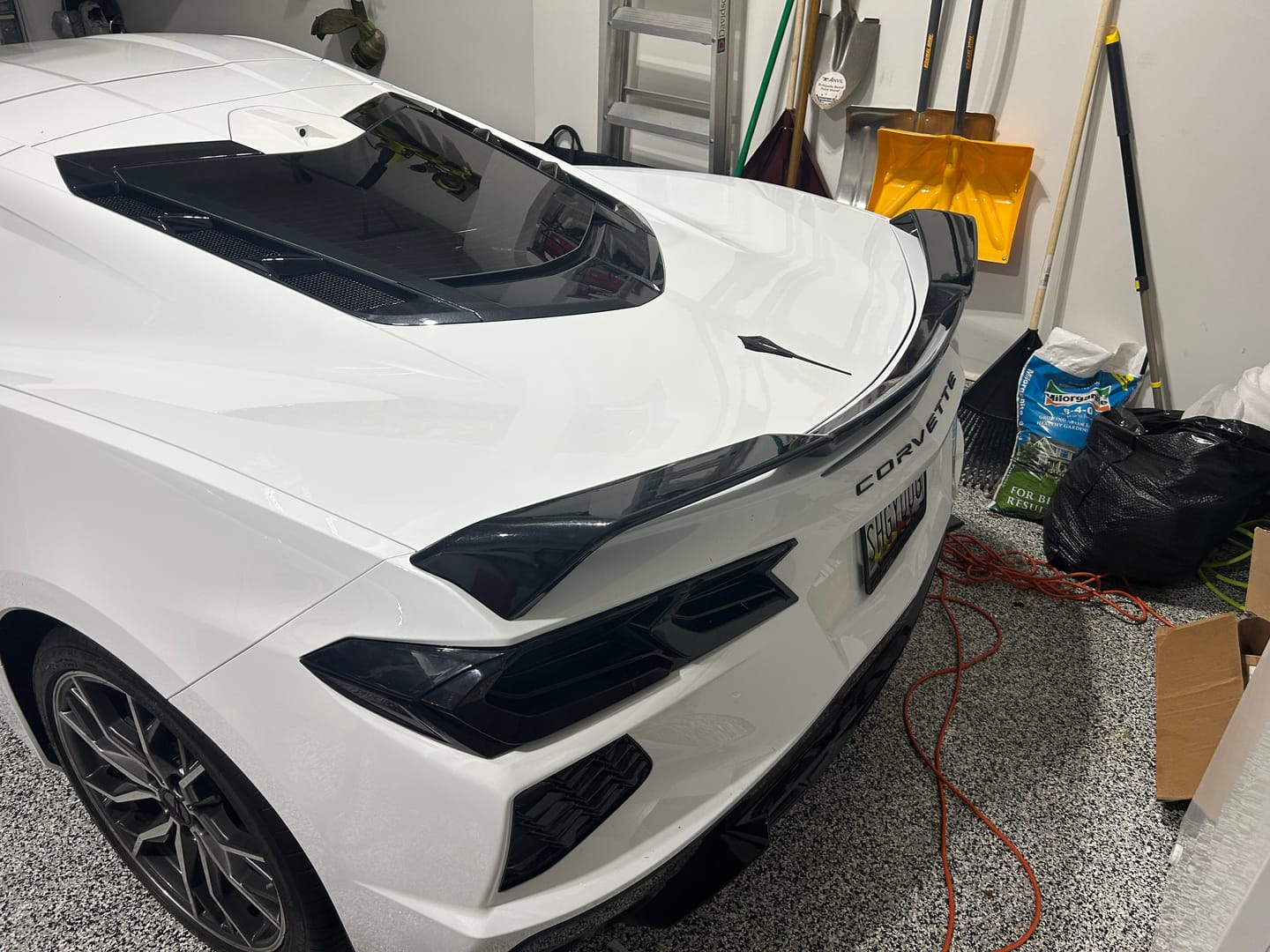 Customer photo review of Chevrolet Corvette C8 Wickerbill Rear Trunk Spoiler