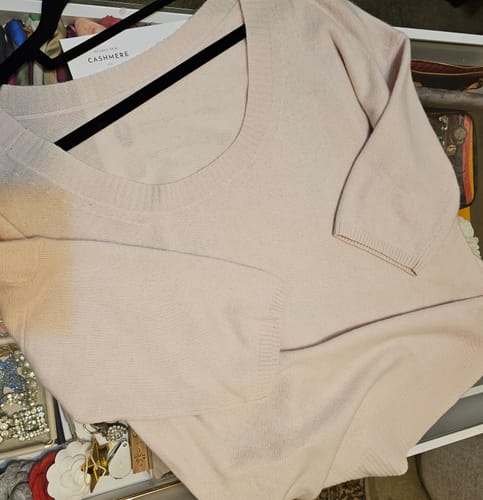 Customer photo review of Ice Pink Cashmere 3/4 sleeve Boat Neck Jumper Extra Large
