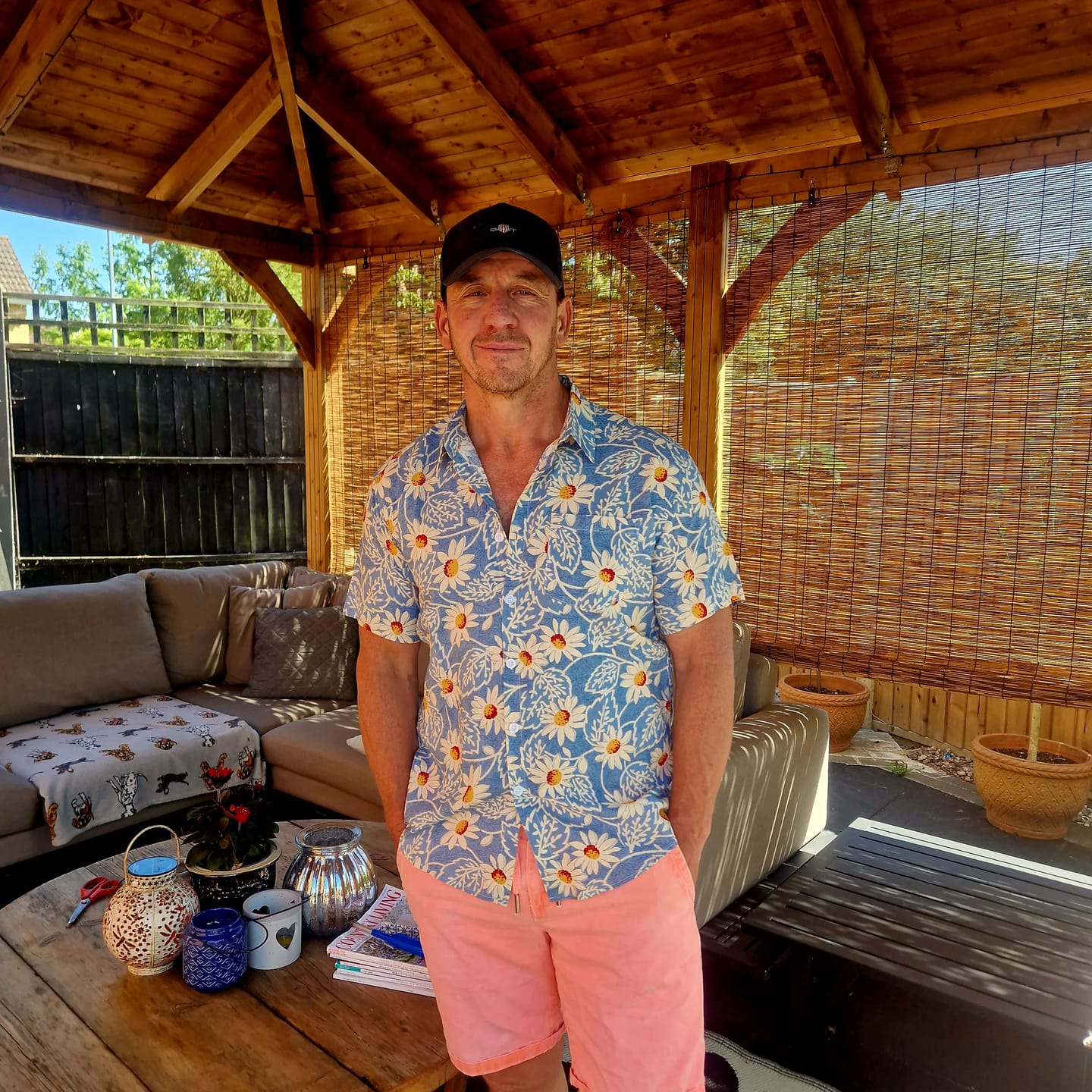 Customer photo review of Men's Retro Beach Hawaiian Cotton Holiday Button Up Blue Short Sleeve Floral Shirt