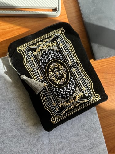 Customer photo review of Literati E-Reader Sleeve - Black