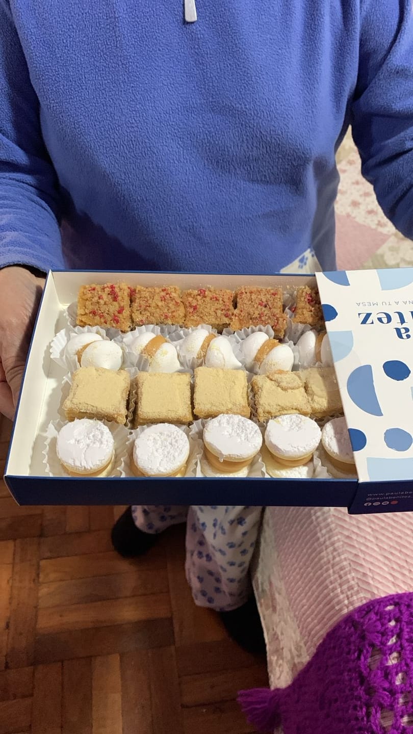 Customer photo review of Caja Delicias
