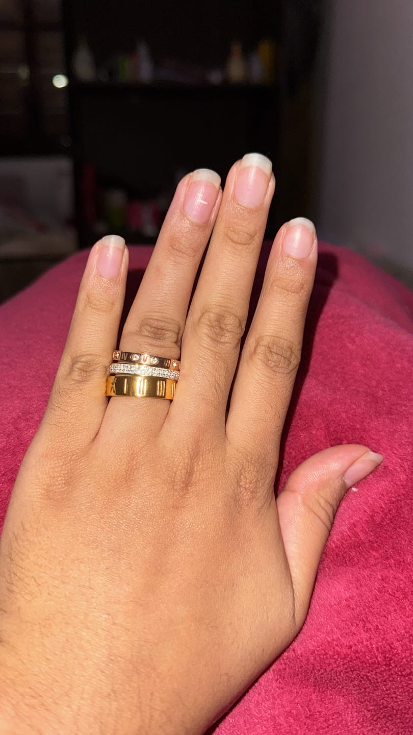 Customer photo review of Anel Triplo Momentos Banhado em Ouro 18k
