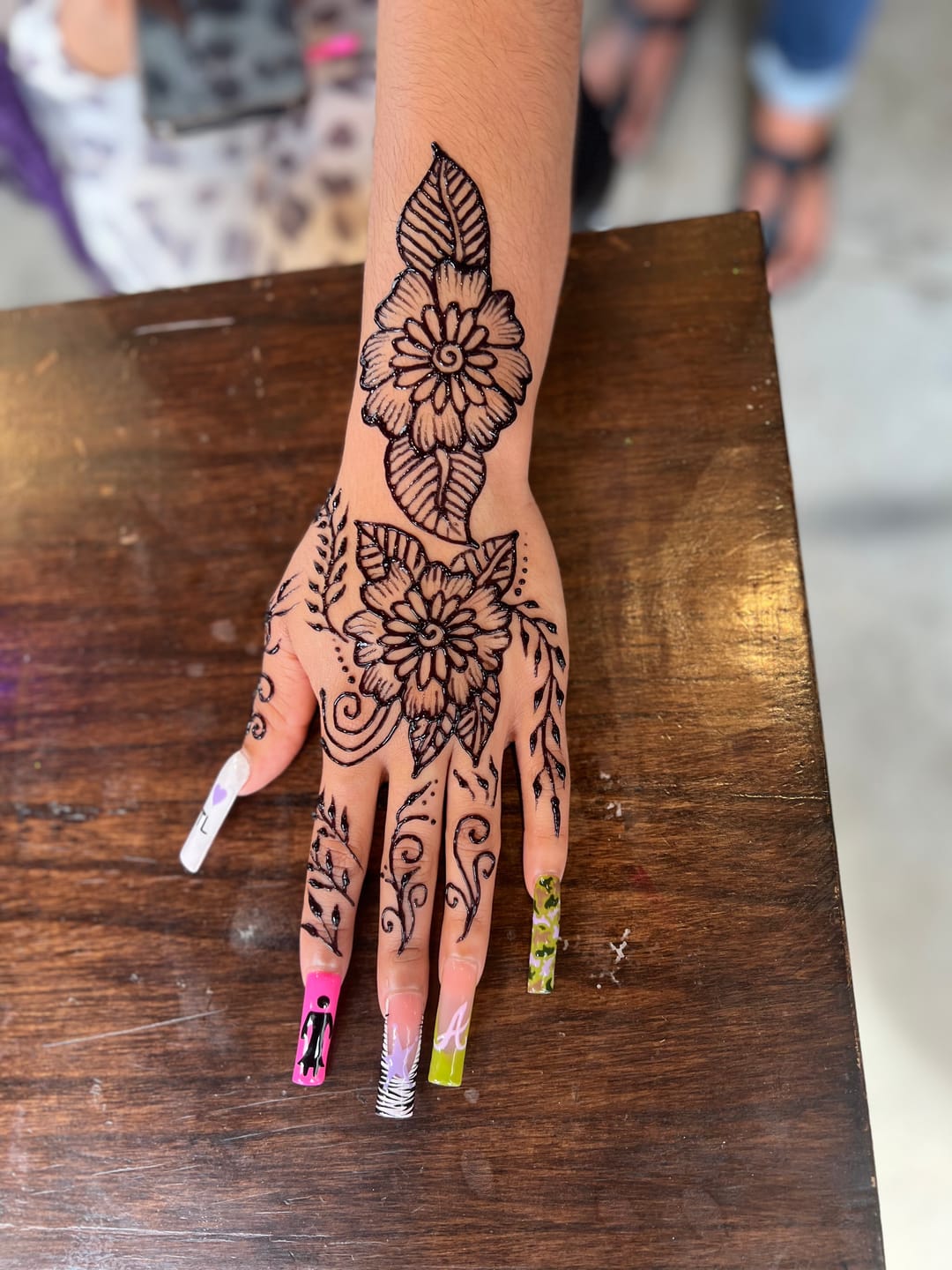 Customer photo review of Raj Hengua – Deep Brown Stain Powder ( Lypho / Lyophilized Henna /Jagua Blend).