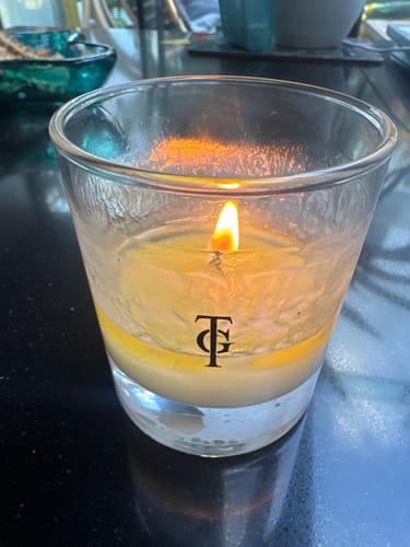 Customer photo review of 🎁 Rosemary & Eucalyptus 20cl Candle (100% off)