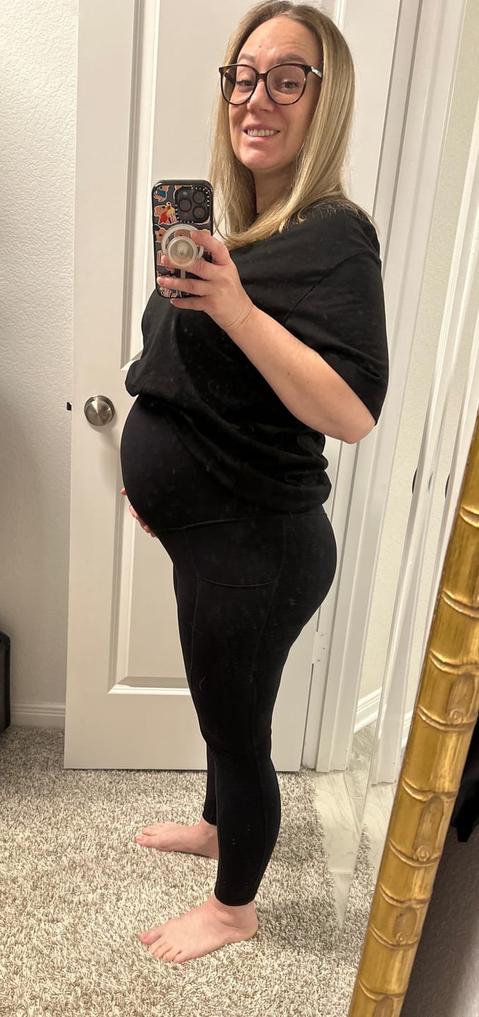 Customer photo review of NKD Maternity Leggings With Pockets | Black