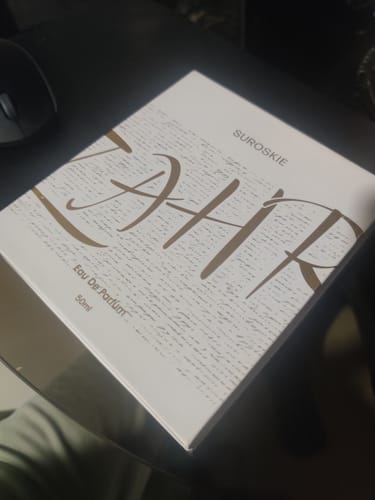 Customer photo review of ZAHR LIMITED EDITION