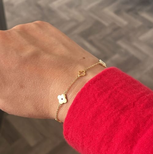 Customer photo review of Multi Clover Bracelet