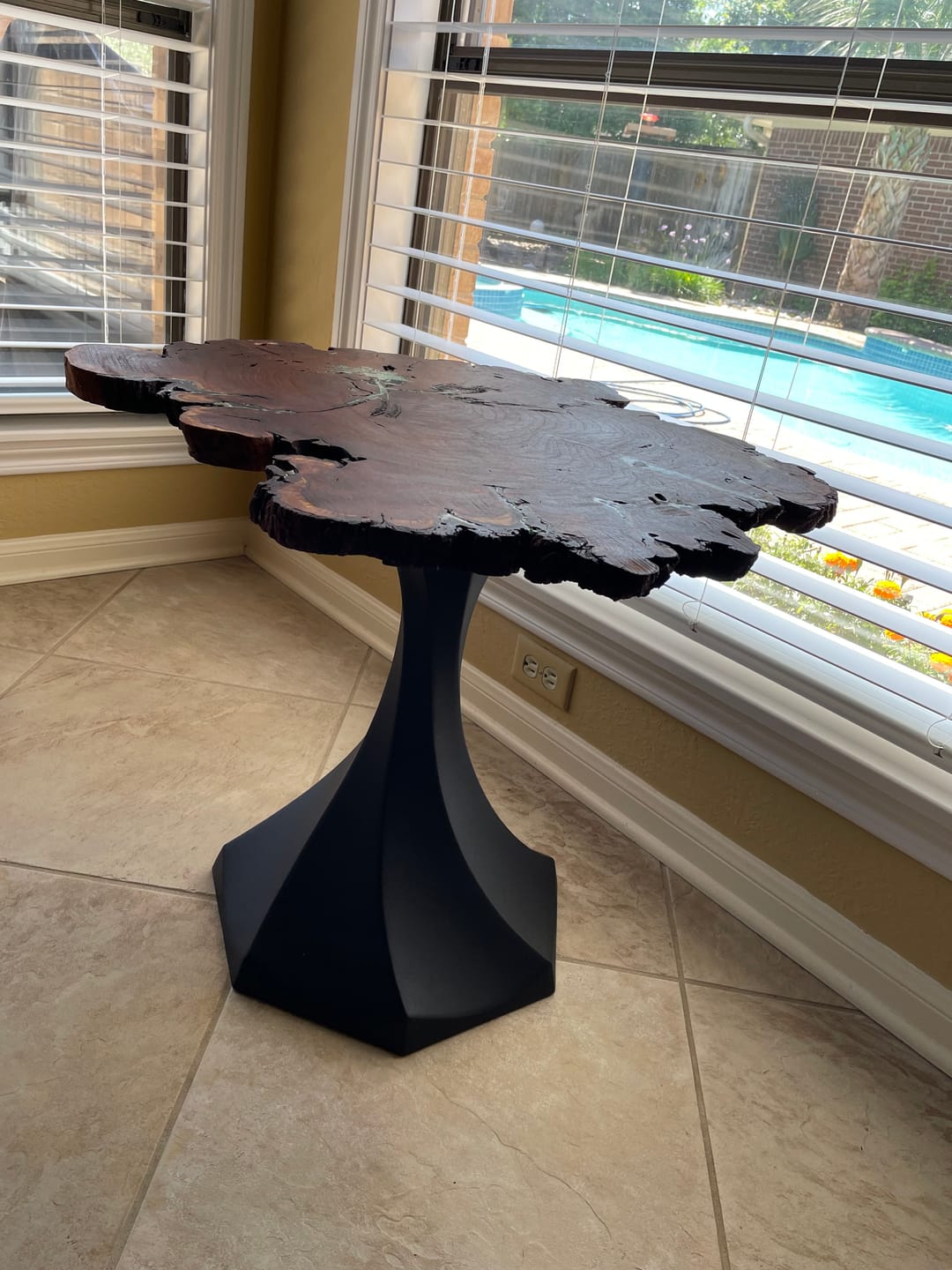 Customer photo review of End Table Base 217 Lithe 20H Modern Tulip Design