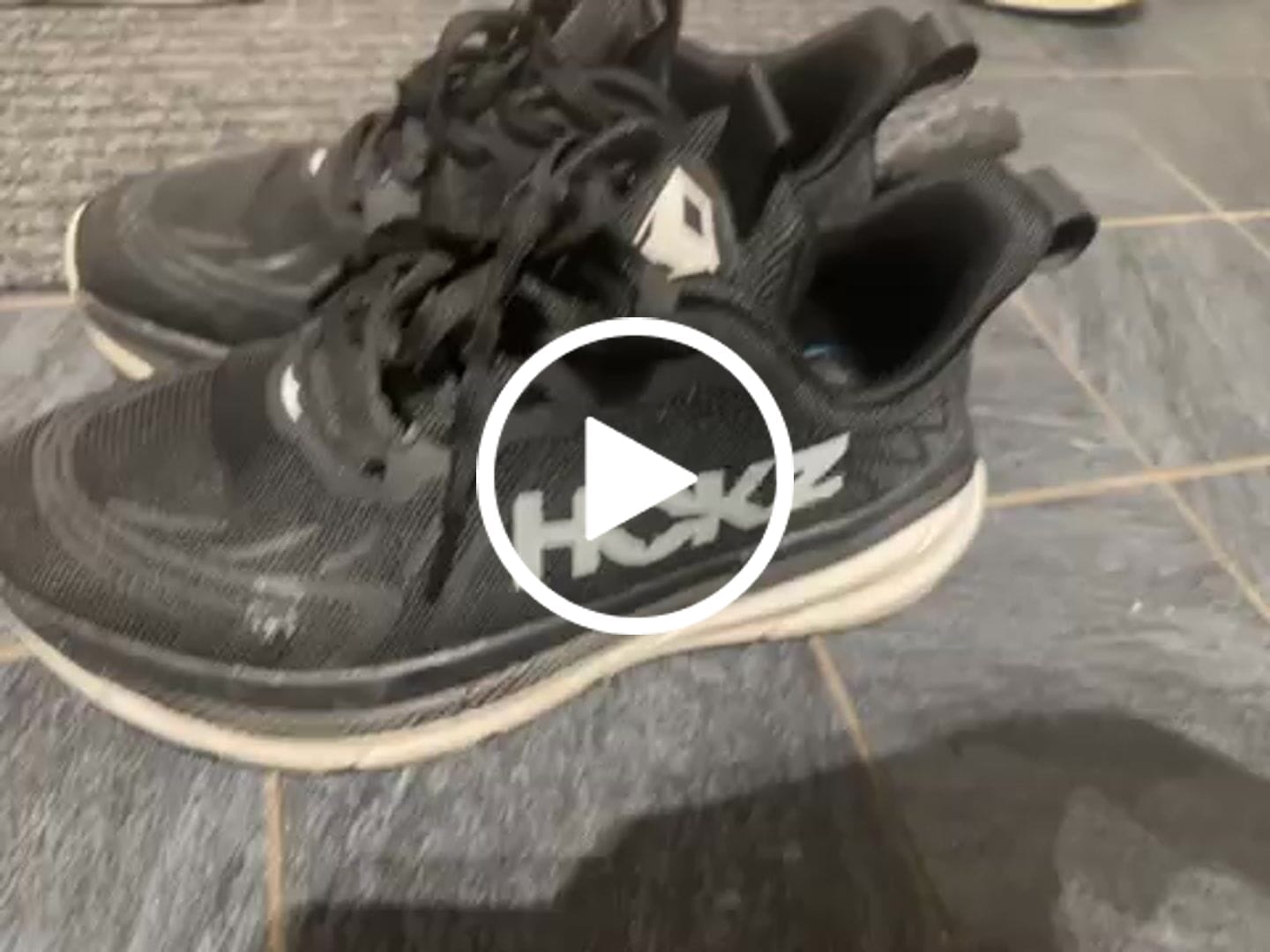 Customer video review of HOKZ V2 Träningsskor