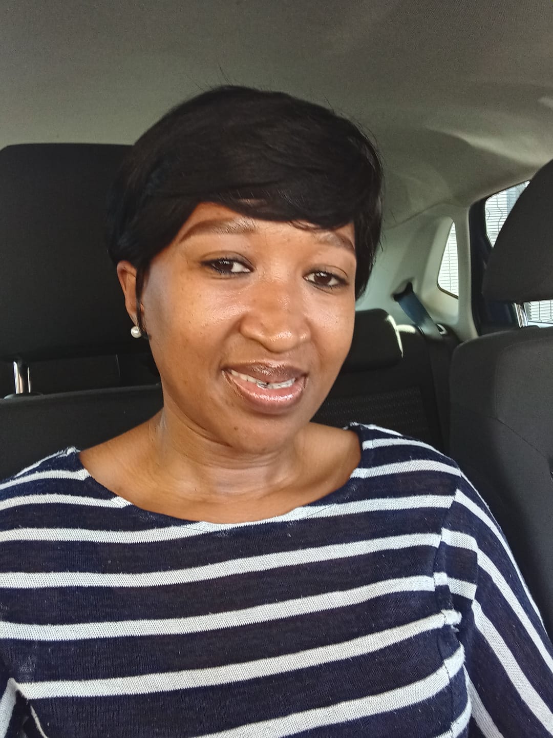Customer photo review of Brazilian Pixie Wig - Straight