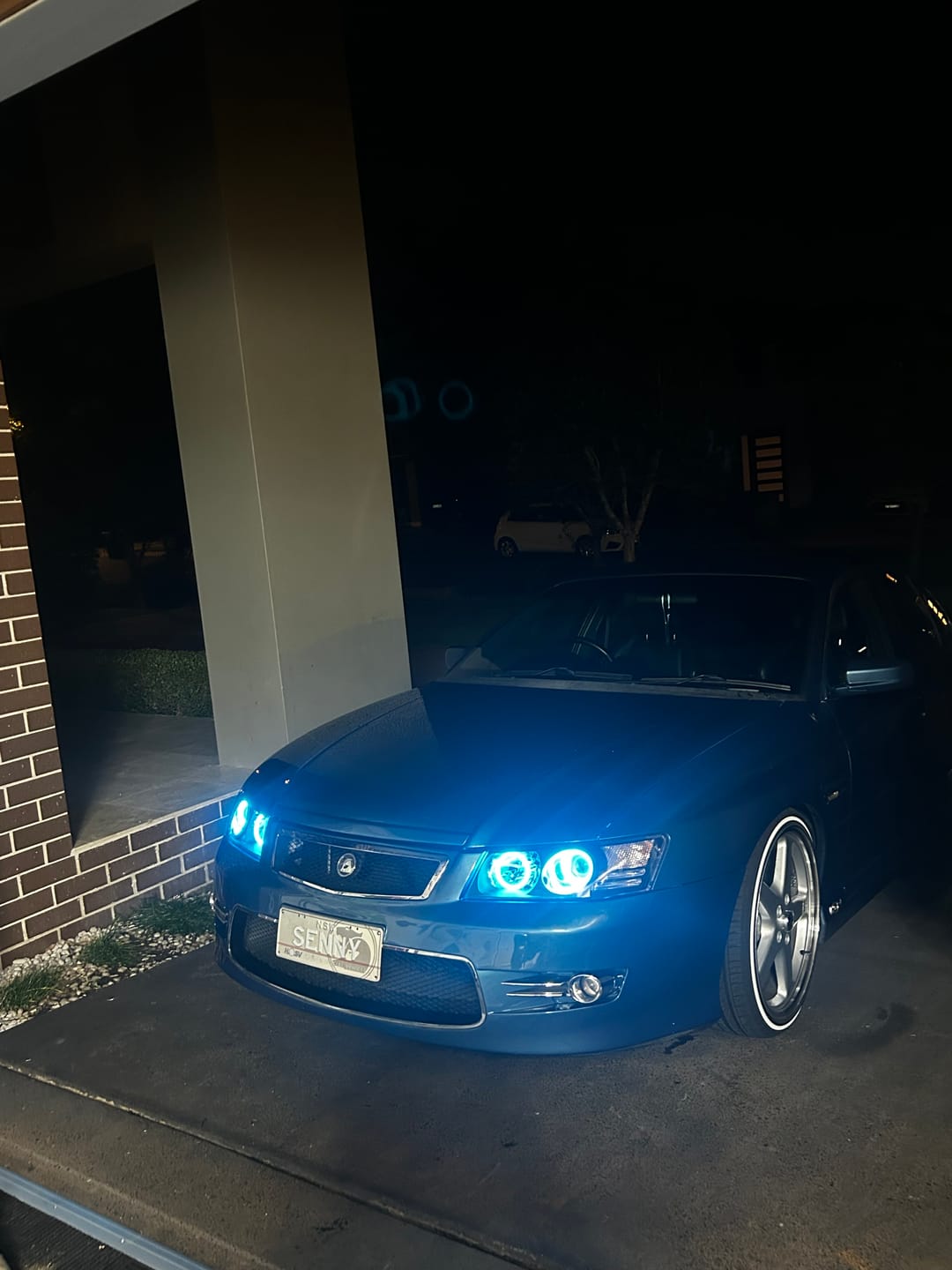 Customer photo review of Holden VZ Headlights