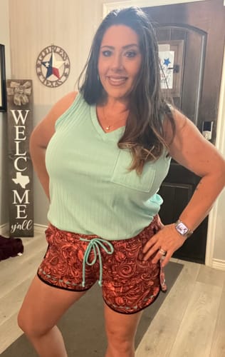 Customer photo review of Thick Ribbed Tank Top With V-Neckline (8 Colors)