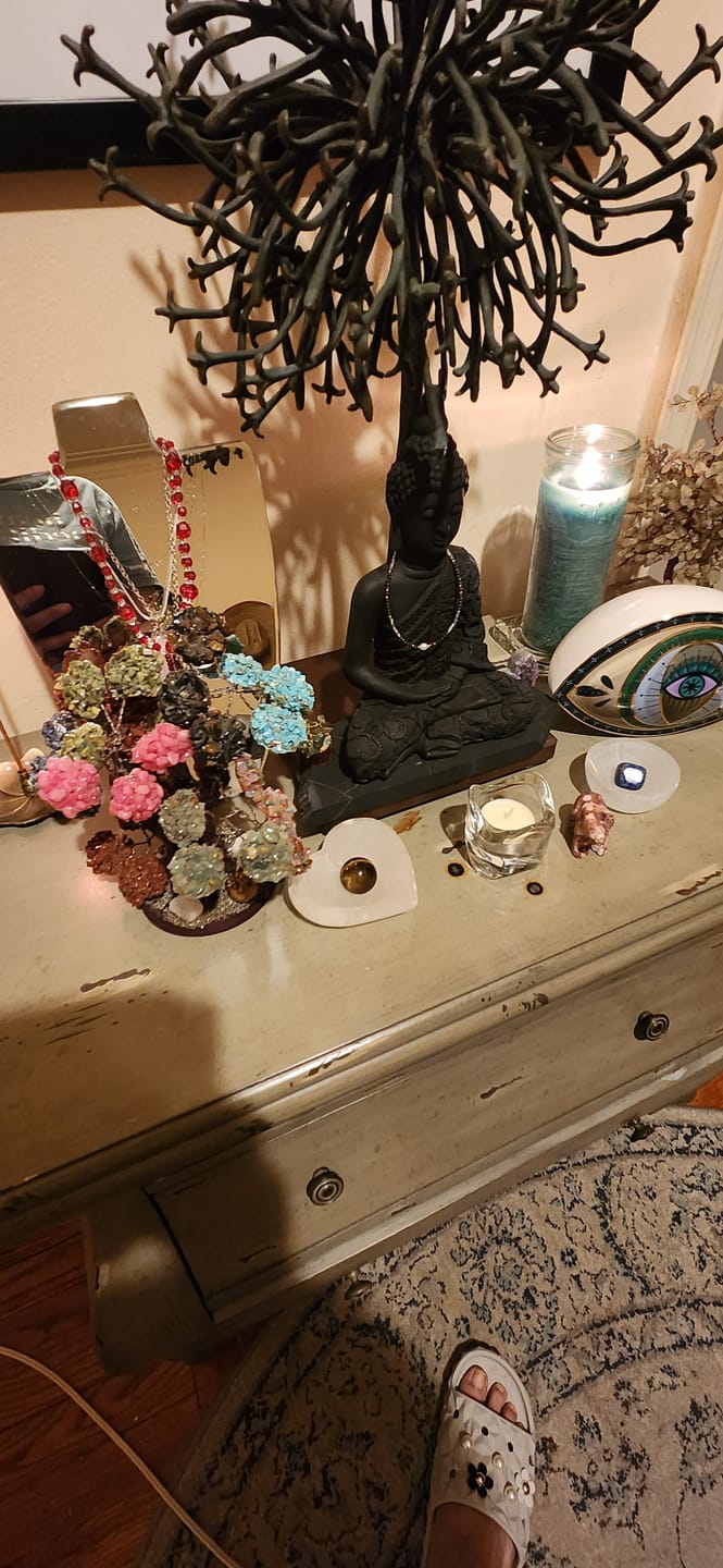 Customer photo review of Blessing Tree - Featuring 1,000 Crystal Chips for Good Fortune & Abundance