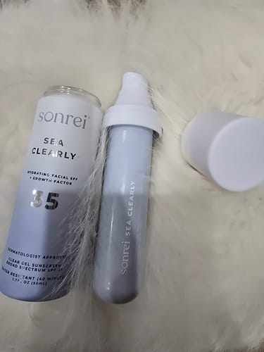 Customer photo review of Sea Clearly Hydrating SPF 35+ Kinetin-Growth Factor Clear Face Sunscreen Gel/Primer