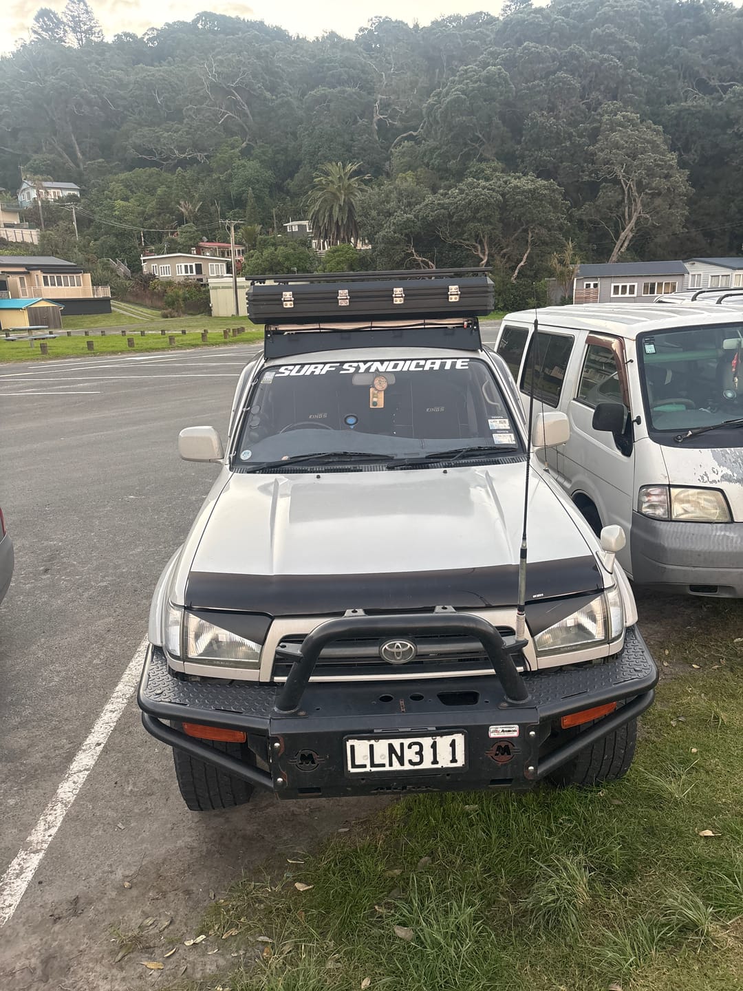 Customer photo review of Airplex Hilux Surf Bonnet Protector l 2nd, 3rd & 4th Gen 89 - 05