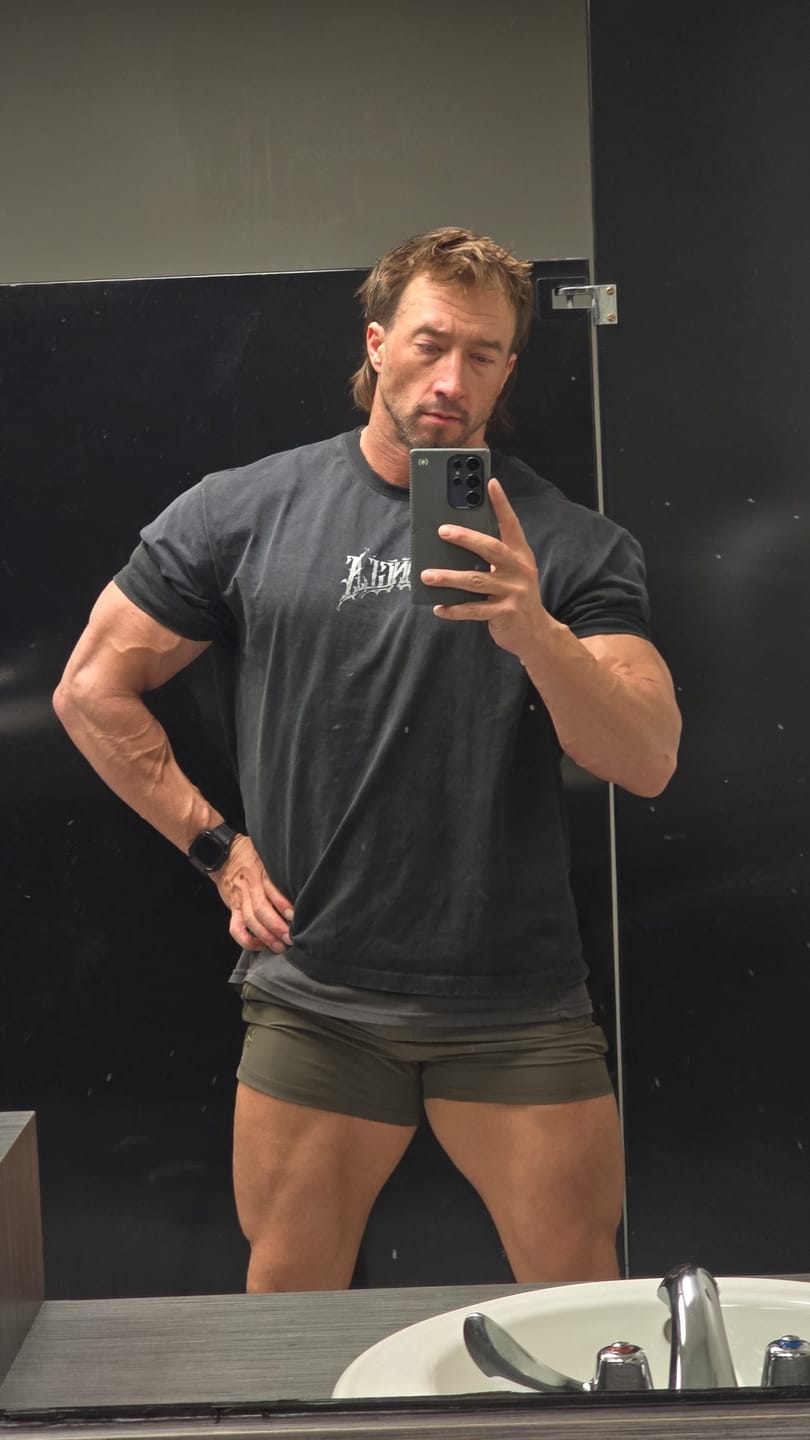 Customer photo review of 101 Bodybuilding Short Shorts