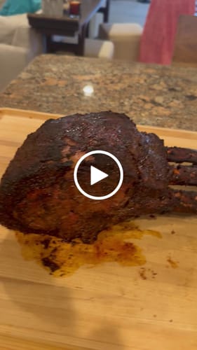 Customer video review of Tomahawk Prime Rib Roast