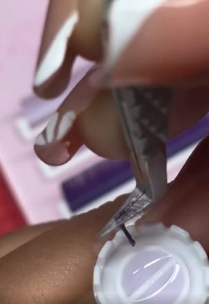 Customer photo review of Multi Color Lash Glue
