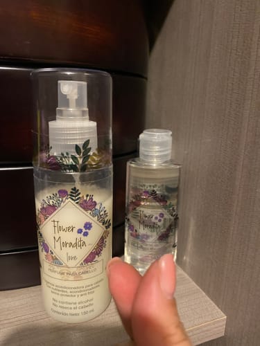 Customer photo review of Kit Perfume para cabello y seda protectora