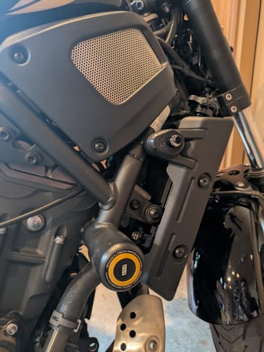 Customer photo review of Yamaha XSR700 Front Machined Turn Signal Plate Adapter Kits 2022+