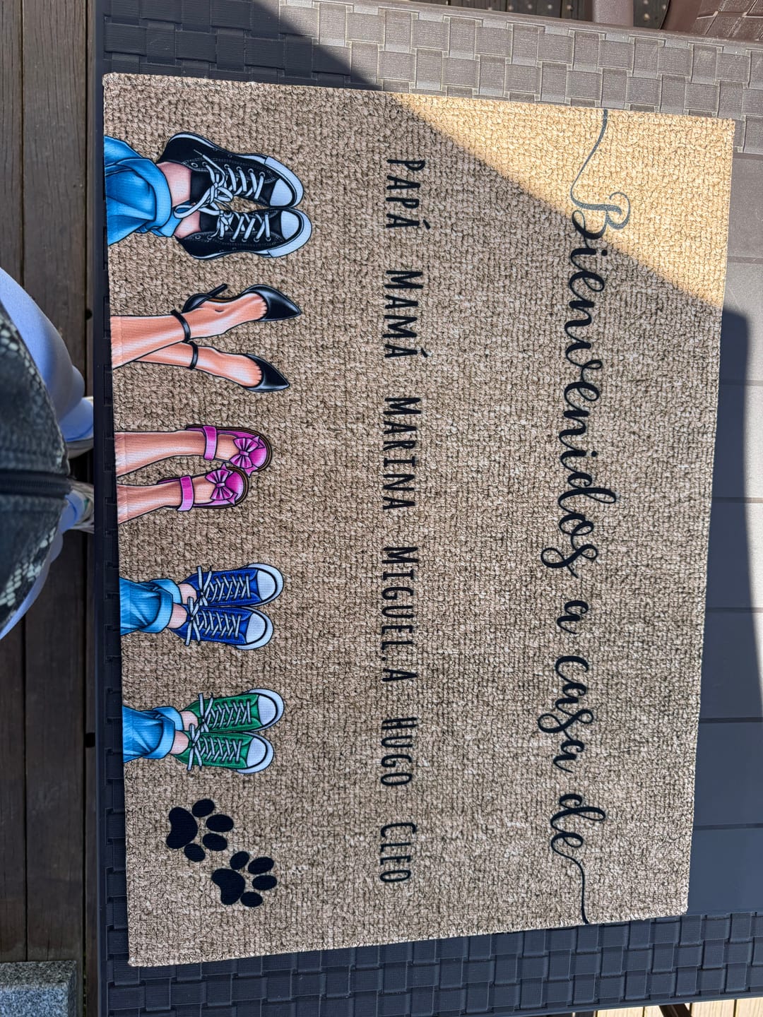 Customer photo review of Zapatos y patas - Felpudo personalizado